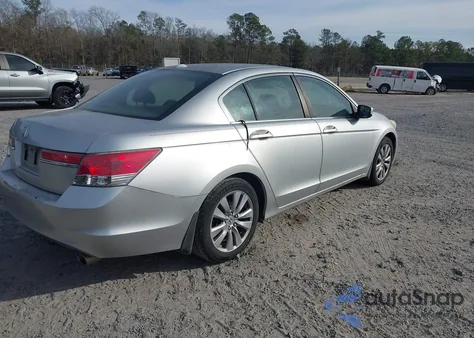 2011 Honda Accord 2.4 Ex-L z USA, uszkodzony, nr VIN 1HGCP2F85BA009115
